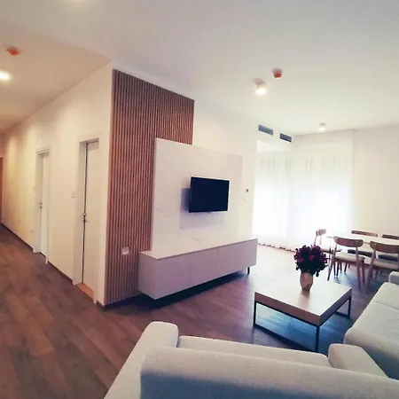 Fruski Cvet - Fruske Terme فندق 4*