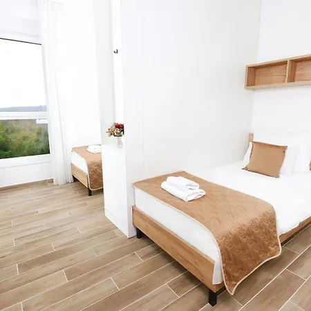 فندق Fruski Cvet - Fruske Terme 4*