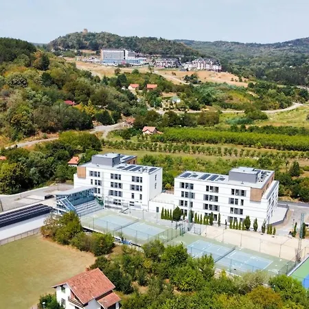 Fruski Cvet - Fruske Terme فندق فردنيك