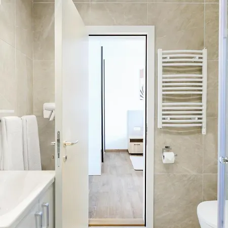 فندق Fruski Cvet - Fruske Terme فردنيك