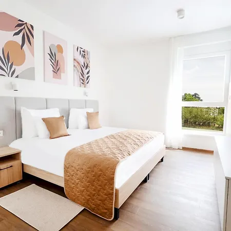 Fruski Cvet - Fruske Terme فندق فردنيك